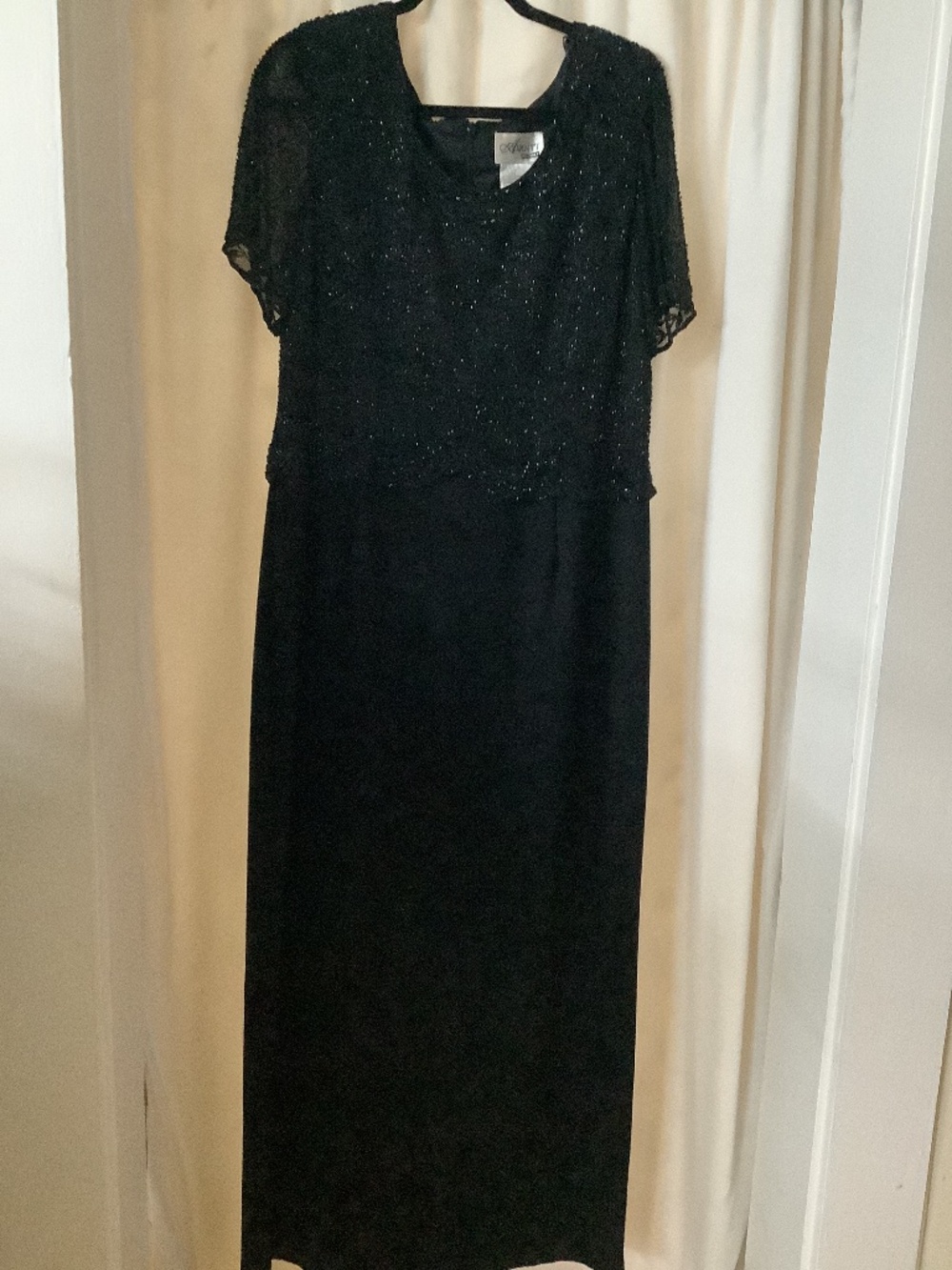 Avanti Designs Black Sequin Dress size 18